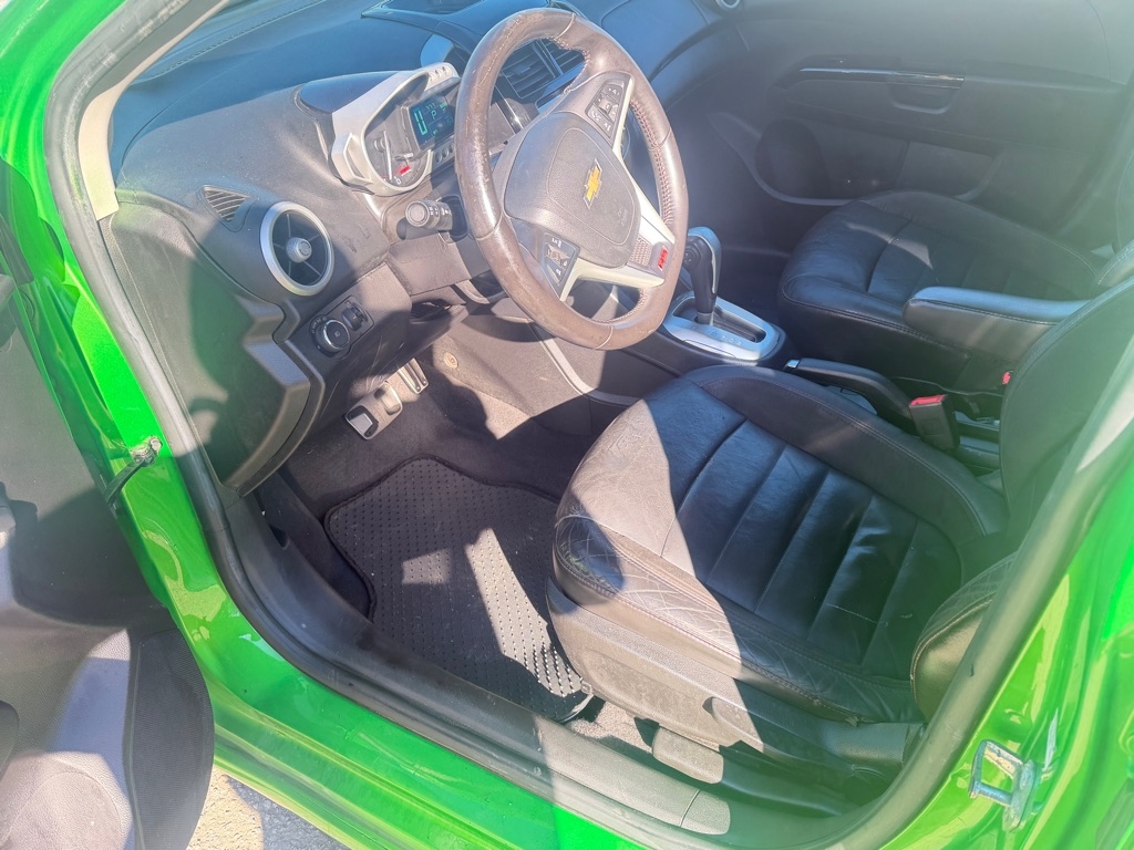 Chevrolet Sonic RS Auto 5-Door 2015