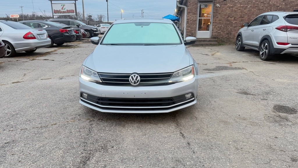 Volkswagen Jetta SE 6A 2015