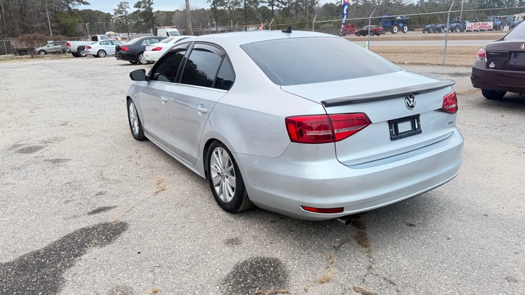 Volkswagen Jetta SE 6A 2015