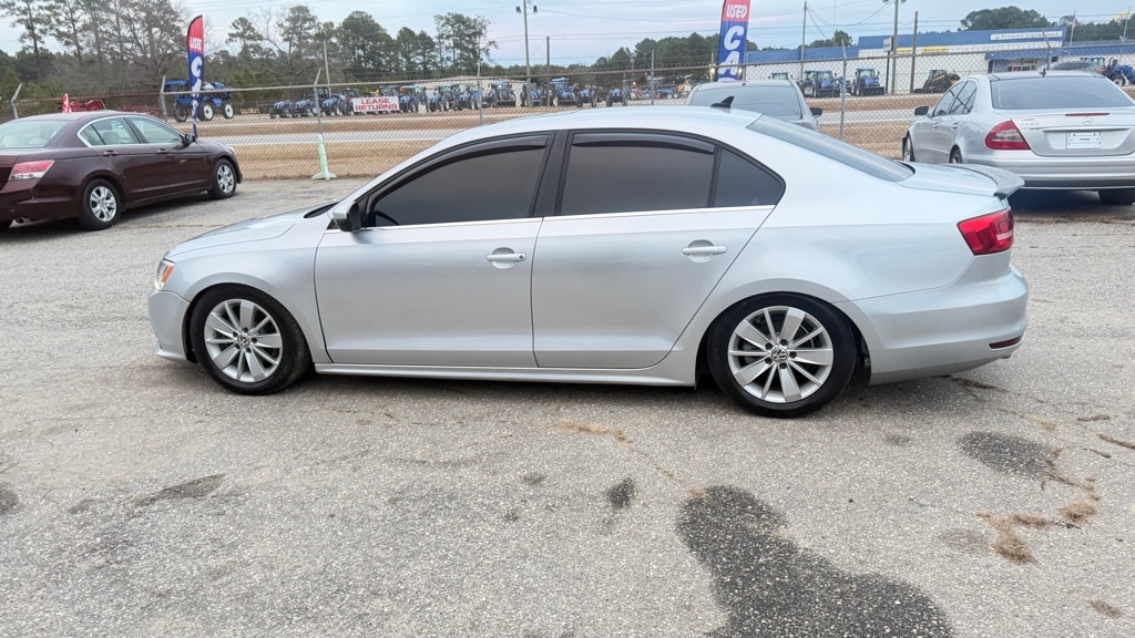 Volkswagen Jetta SE 6A 2015