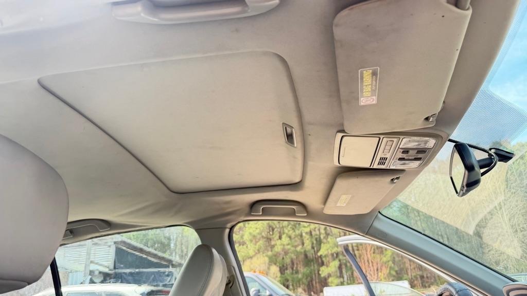 Honda Accord EX-L V-6 Sedan AT 2011