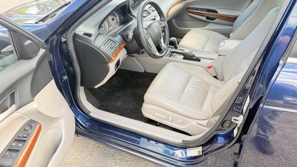 Honda Accord EX-L Sedan AT 2011