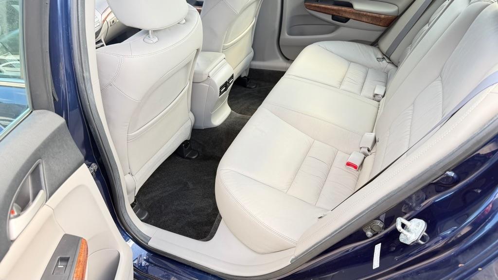 Honda Accord EX-L Sedan AT 2011