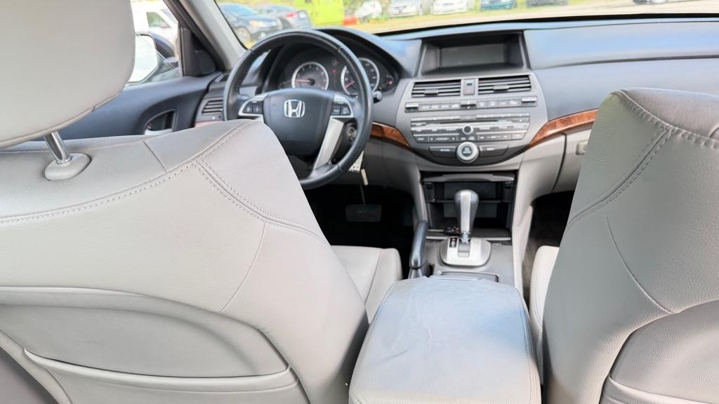 Honda Accord EX-L Sedan AT 2011