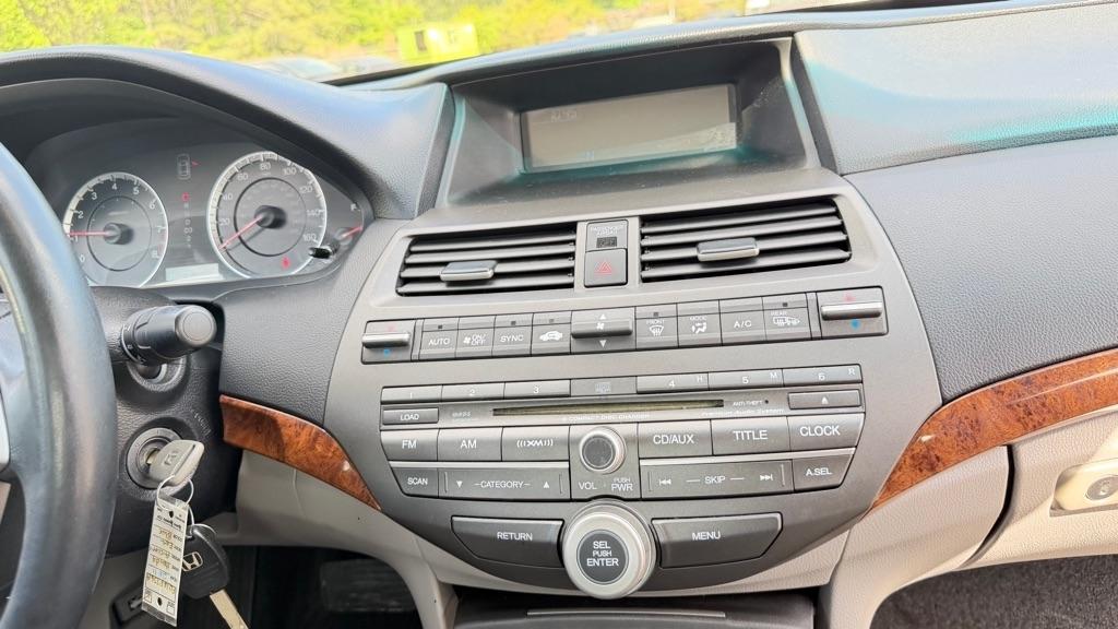 Honda Accord EX-L Sedan AT 2011