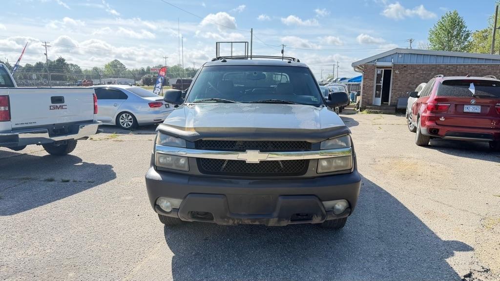 Chevrolet Avalanche 1500 4WD 2003
