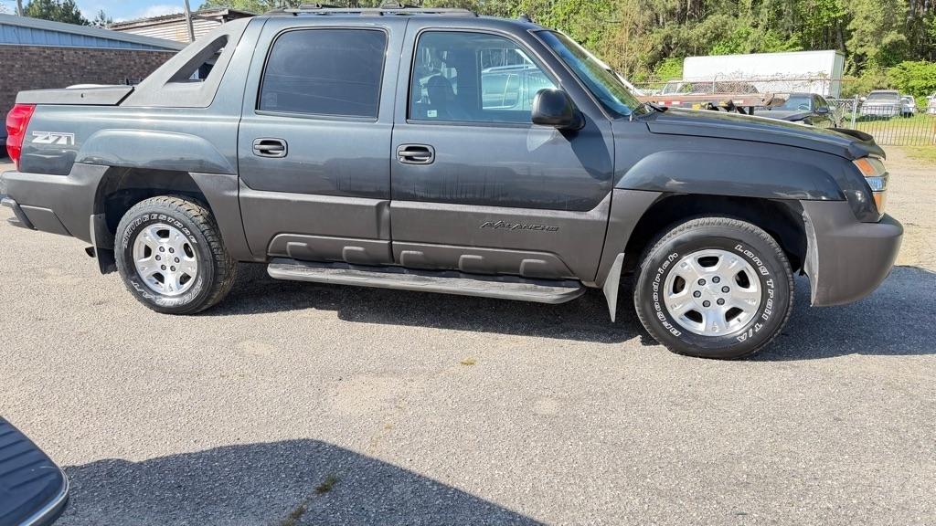 Chevrolet Avalanche 1500 4WD 2003