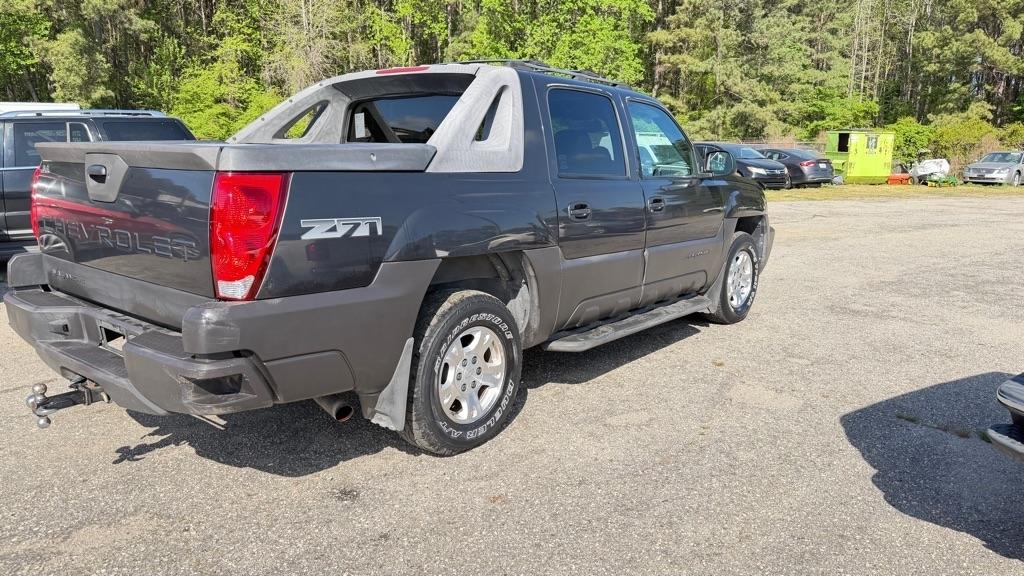 Chevrolet Avalanche 1500 4WD 2003