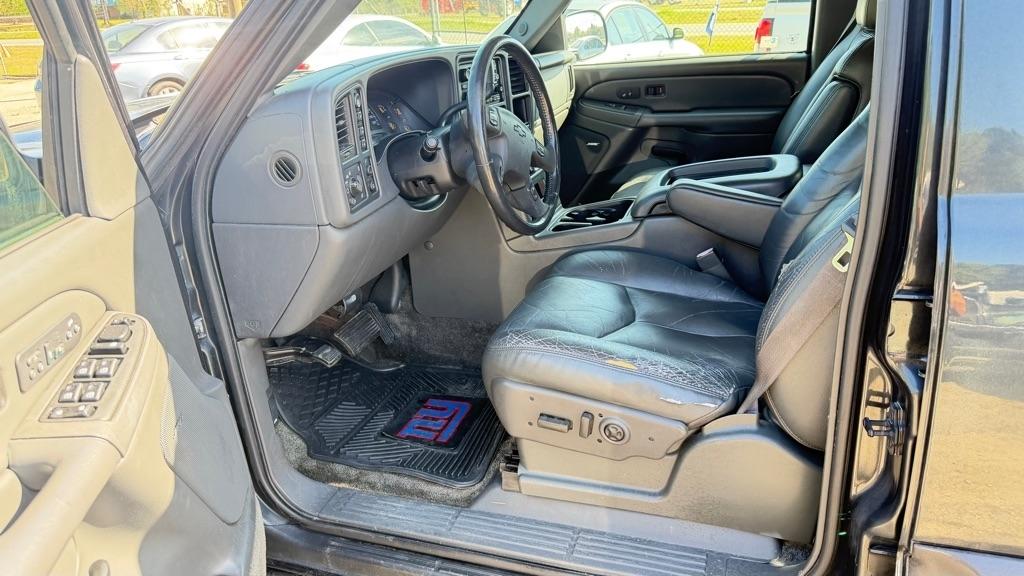 Chevrolet Avalanche 1500 4WD 2003