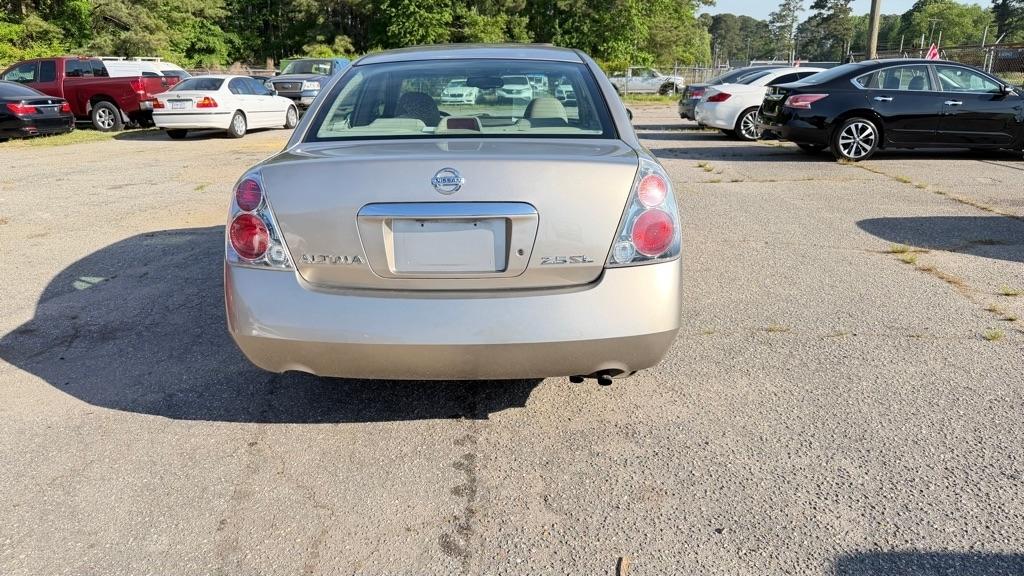 Nissan Altima 2.5 S 2005