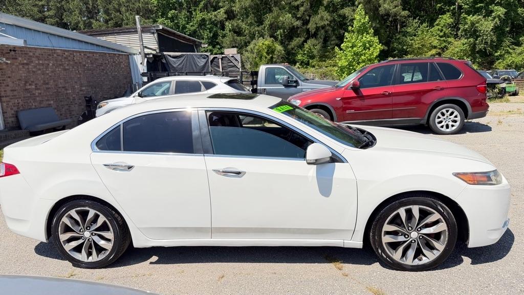 Acura TSX 5-Speed AT with Tech Package 2009