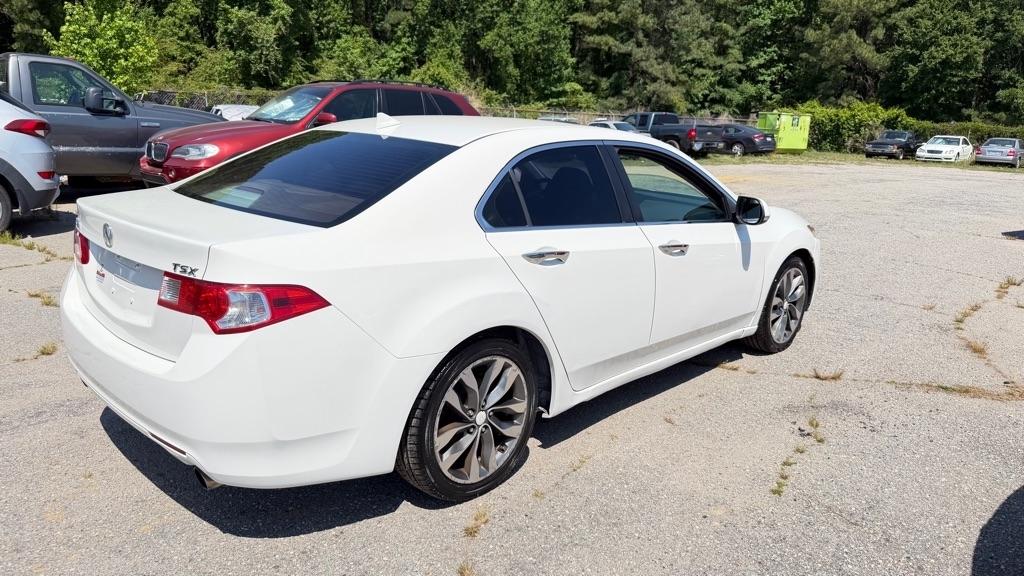 Acura TSX 5-Speed AT with Tech Package 2009