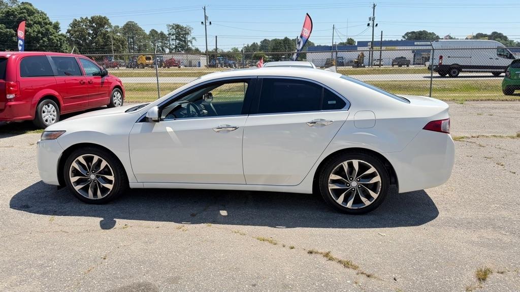 Acura TSX 5-Speed AT with Tech Package 2009