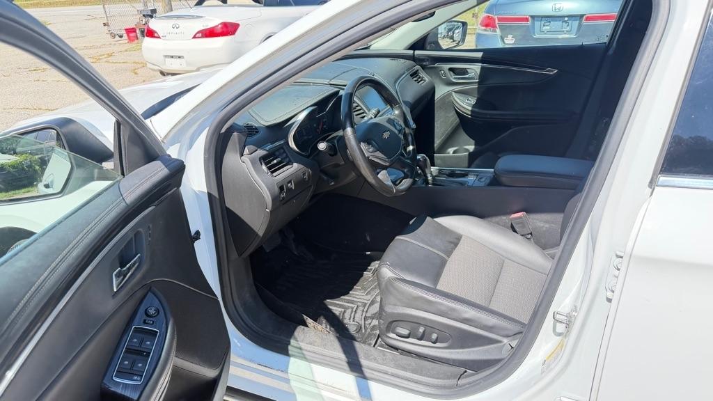 Chevrolet Impala LT 2018