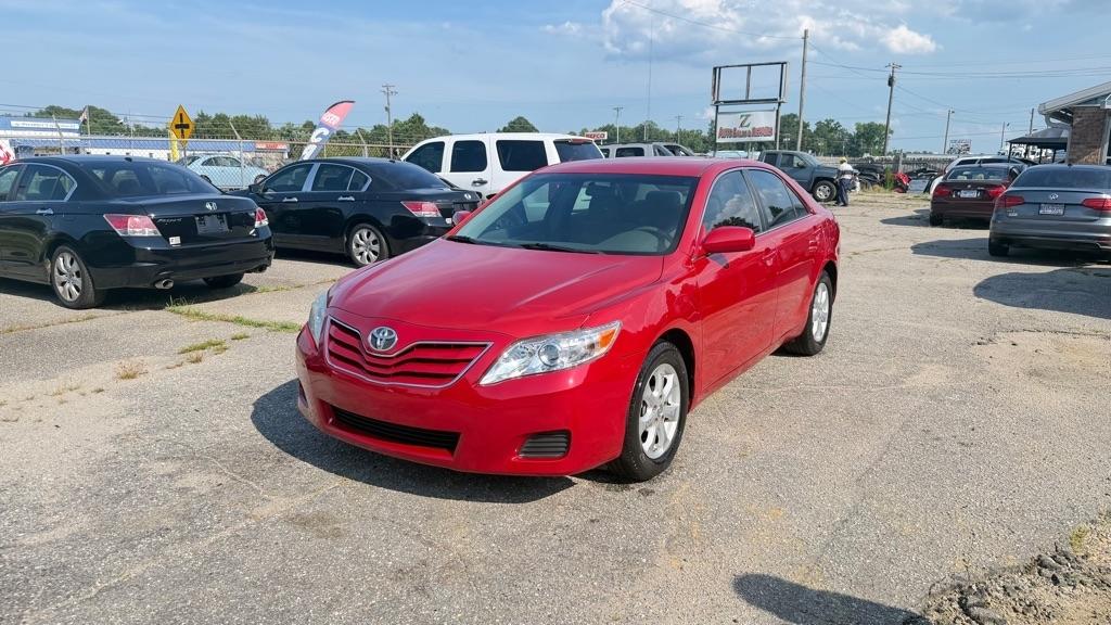 Toyota Camry Base 6-Spd AT 2011