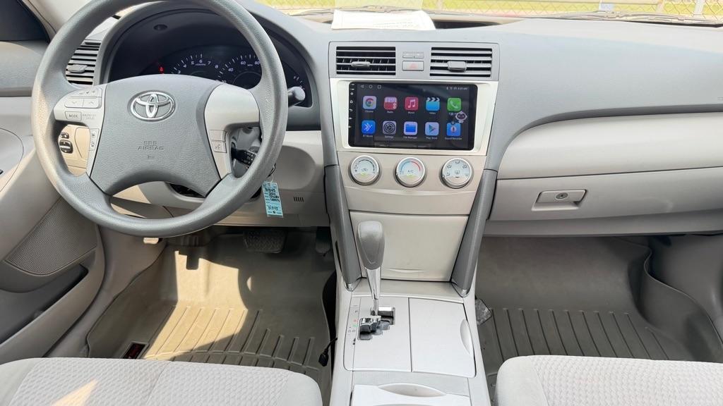 Toyota Camry Base 6-Spd AT 2011