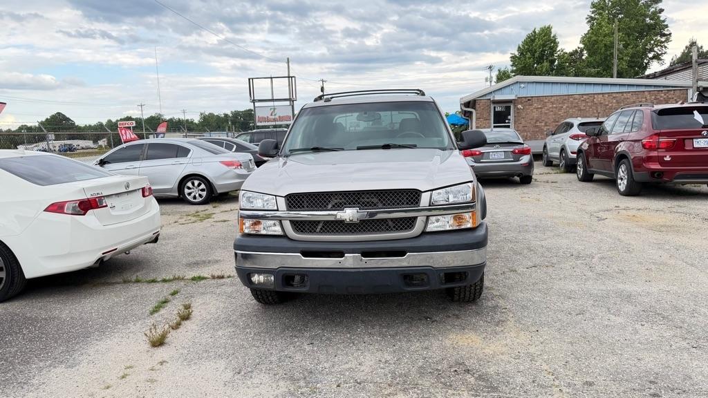 Chevrolet Avalanche 1500 2WD 2004