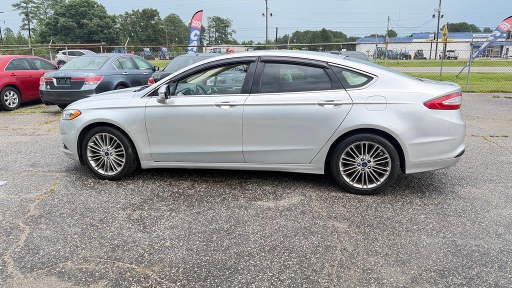 Ford Fusion SE 2013