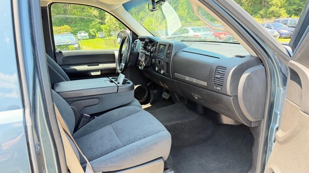 Chevrolet Silverado 1500 Work Truck Ext. Cab Std. Box 4WD 2008