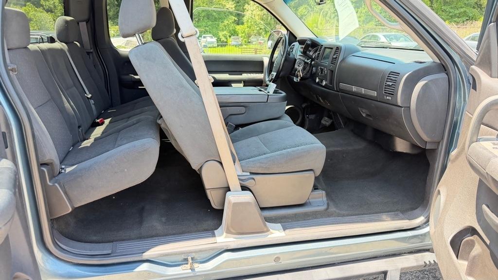 Chevrolet Silverado 1500 Work Truck Ext. Cab Std. Box 4WD 2008