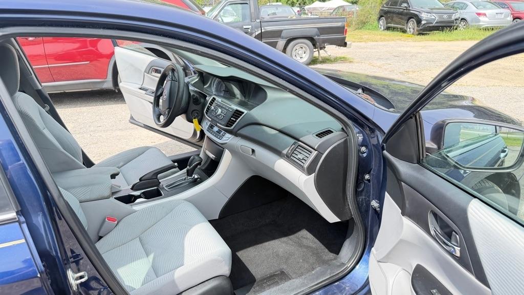 Honda Accord LX Sedan CVT 2015