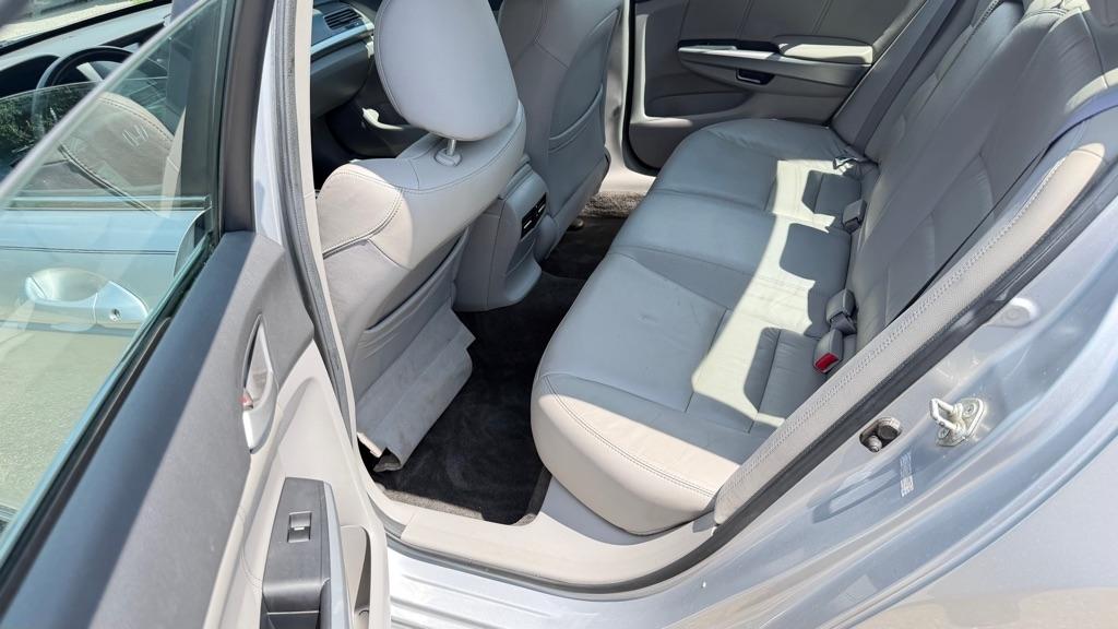 Honda Accord EX-L Sedan AT 2010