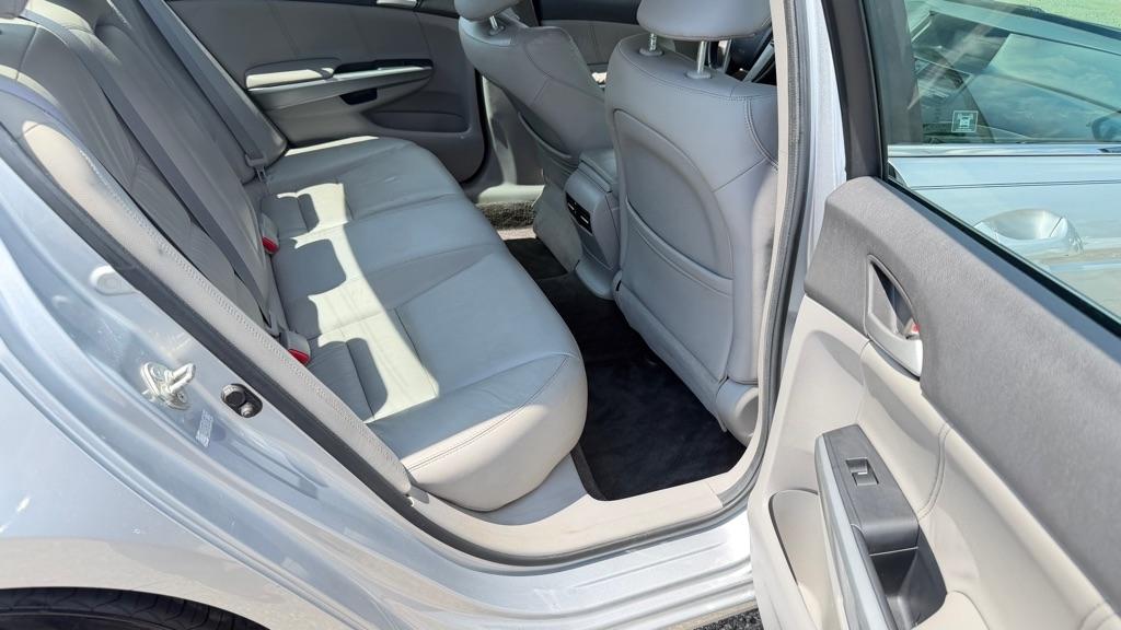 Honda Accord EX-L Sedan AT 2010