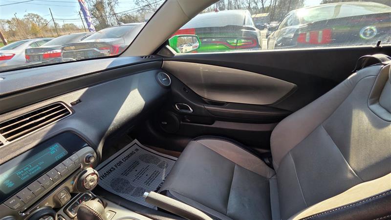 Chevrolet Camaro  2011