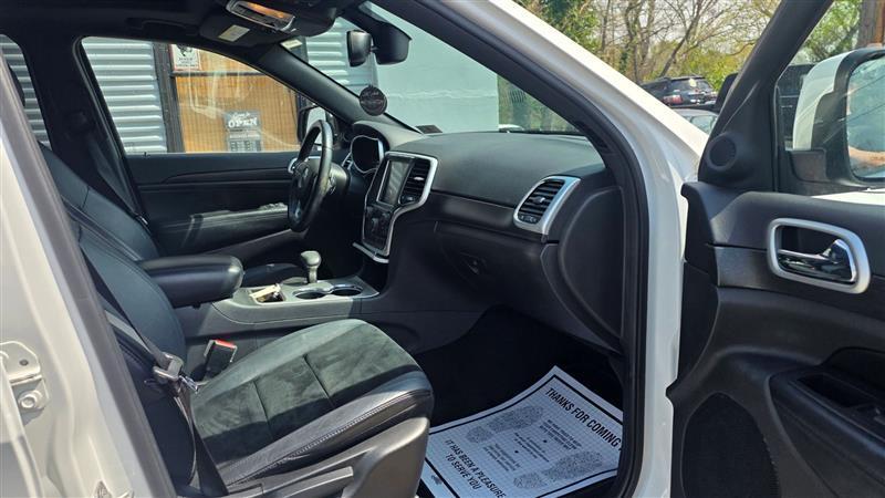 Jeep Grand Cherokee  2015