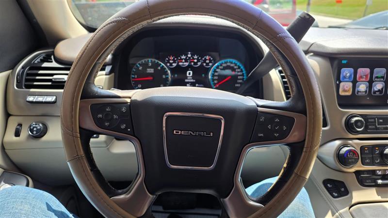 GMC Yukon Denali  2017