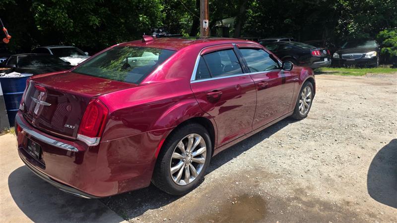 Chrysler 300  2017