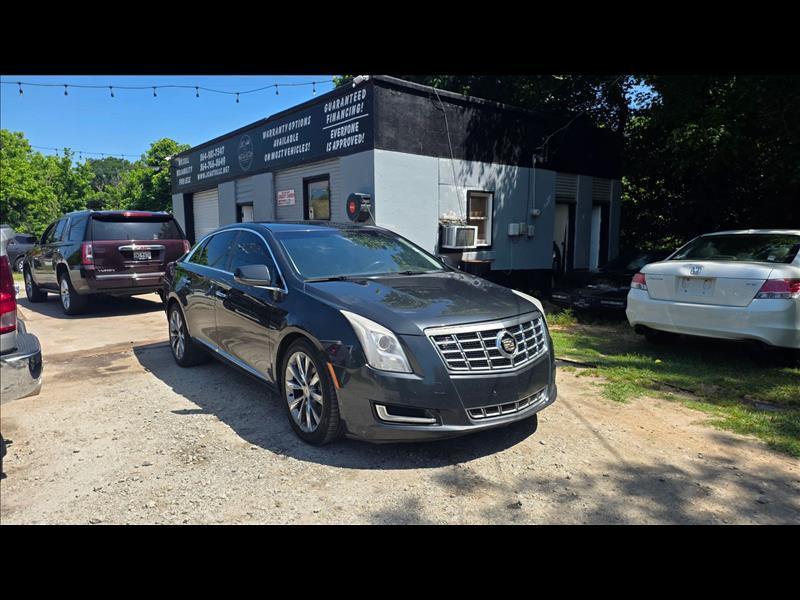 Cadillac XTS  2013