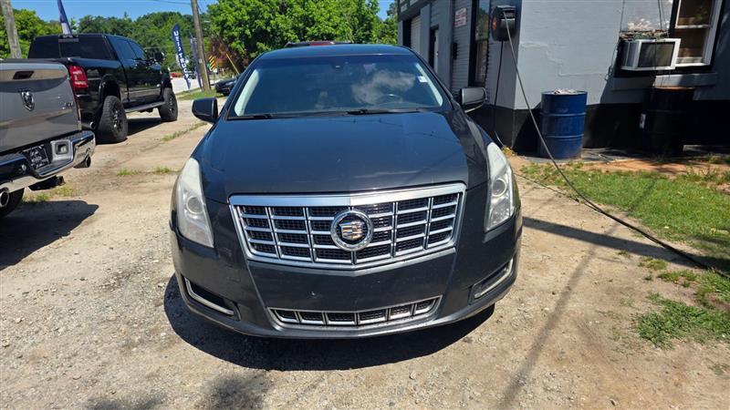 Cadillac XTS  2013