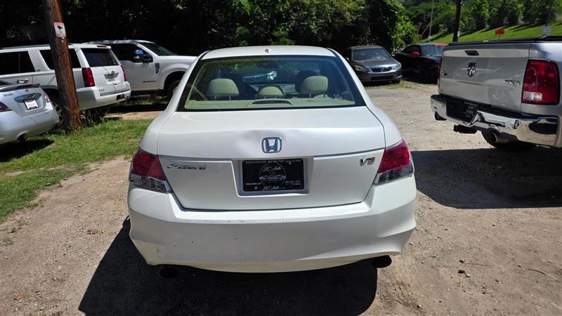 Honda Accord  2010