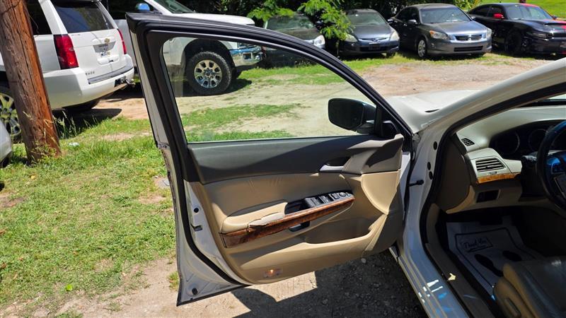 Honda Accord  2010