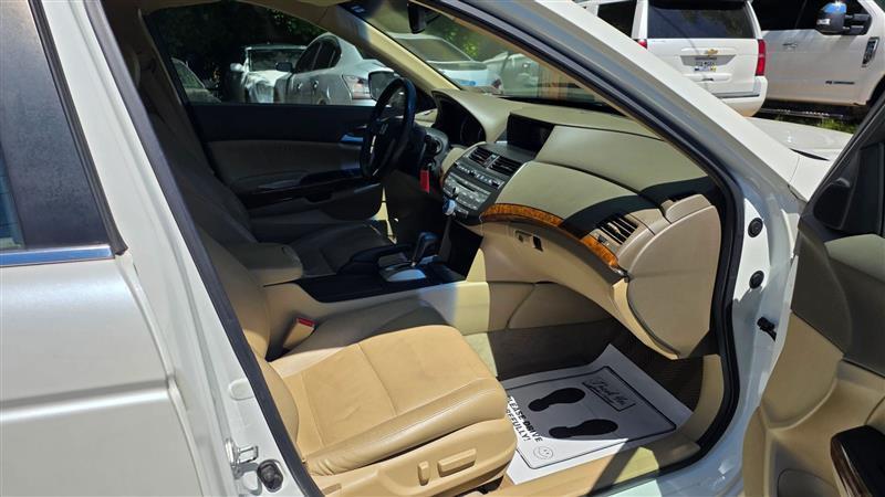 Honda Accord  2010