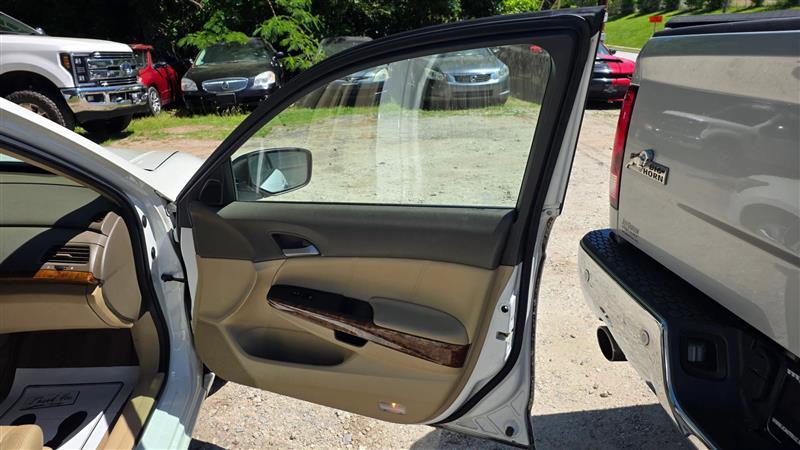 Honda Accord  2010