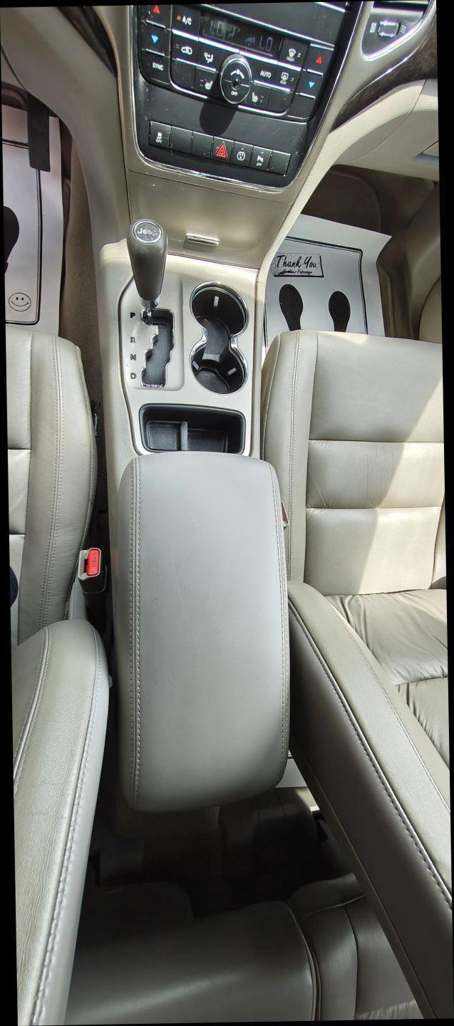 Jeep Grand Cherokee  2013
