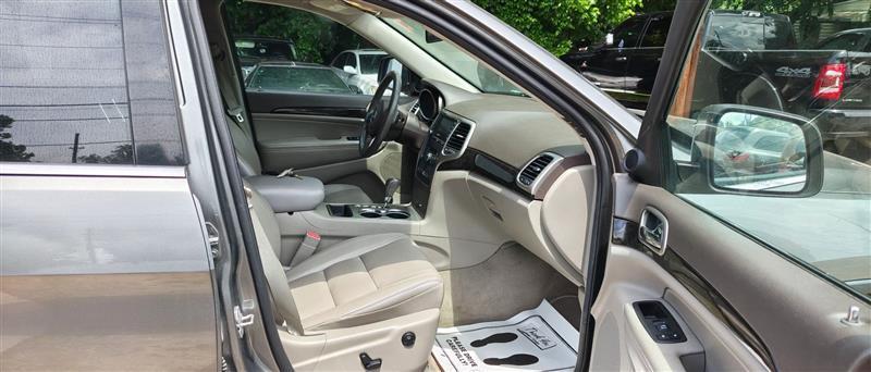 Jeep Grand Cherokee  2013