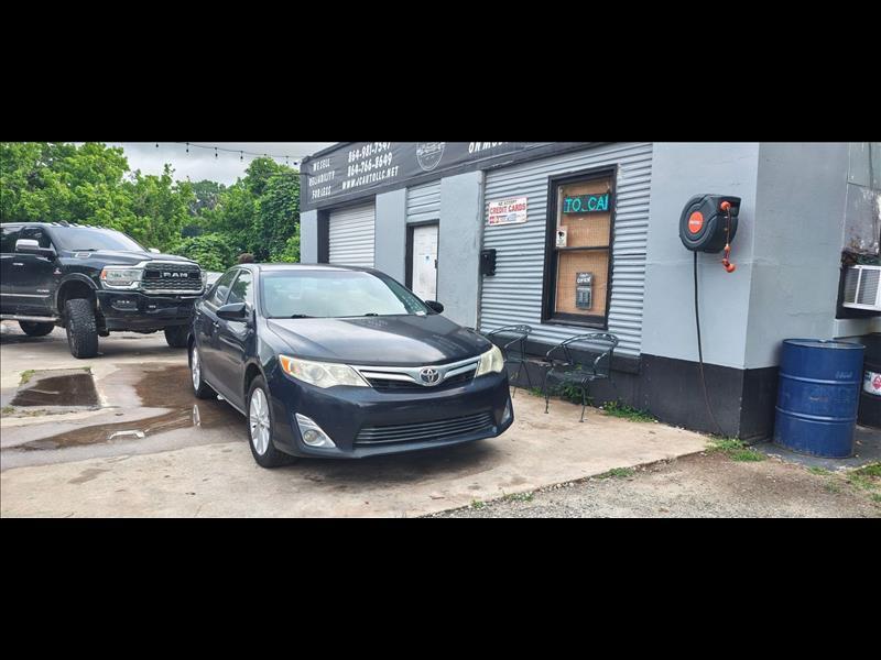 Toyota Camry  2013
