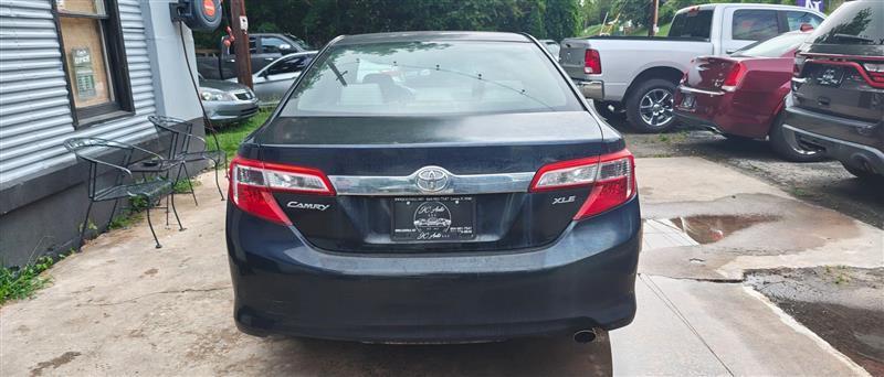 Toyota Camry  2013