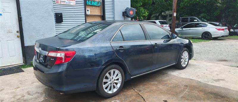 Toyota Camry  2013