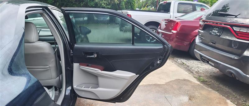Toyota Camry  2013