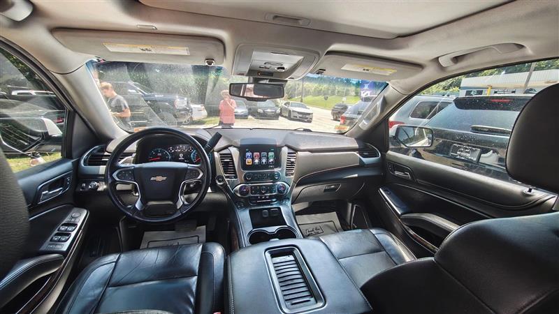 Chevrolet Suburban  2017