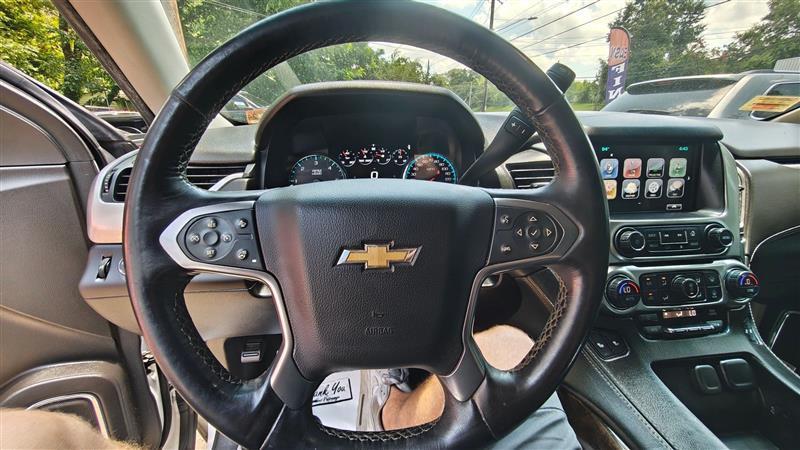 Chevrolet Suburban  2017