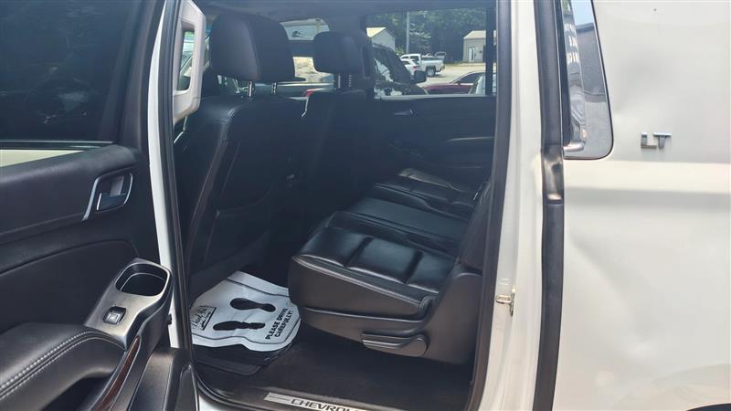 Chevrolet Suburban  2017