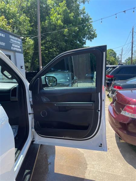 Ford Expedition  2019