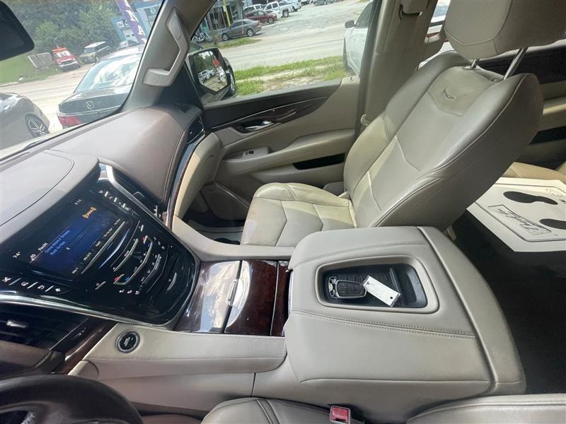 Cadillac Escalade  2015
