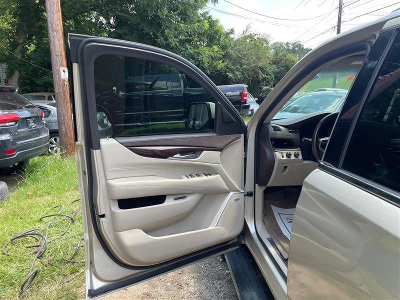 Cadillac Escalade  2015
