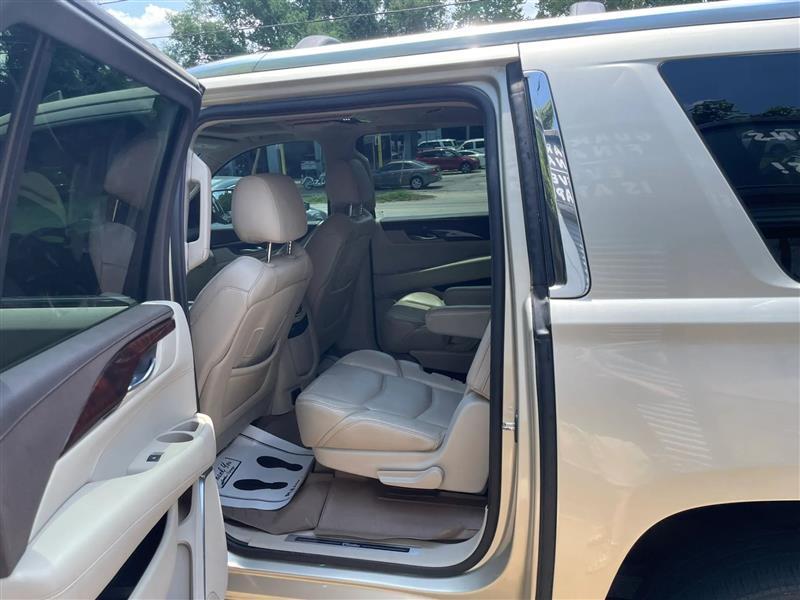 Cadillac Escalade  2015